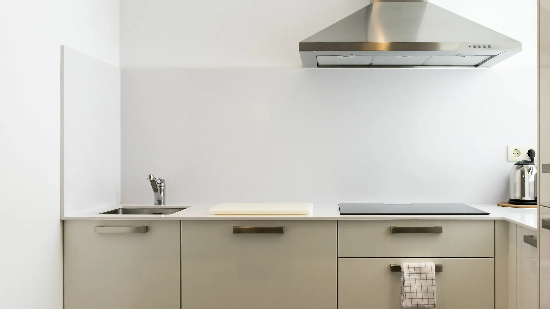 Four Petals Barcelona Boutique Apartments Spanien
