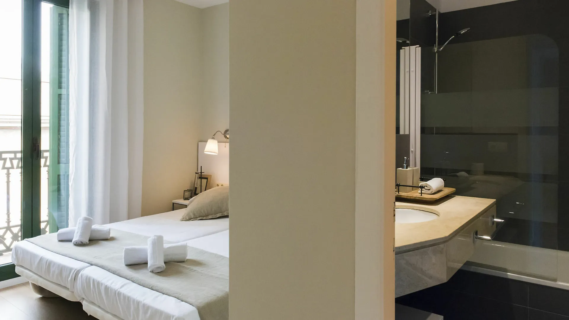 Four Petals Barcelona Boutique Apartments Spain